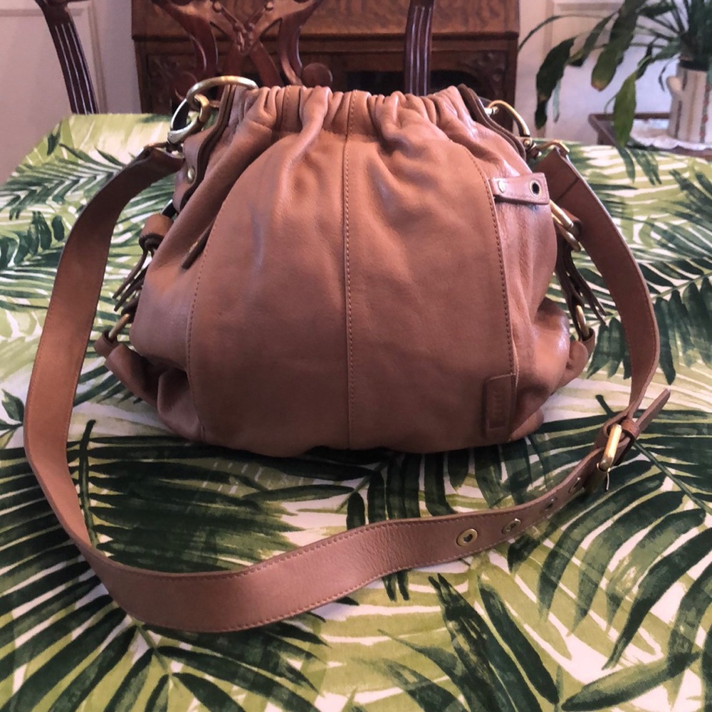 Joanel “baluchon” crossbody leather bag